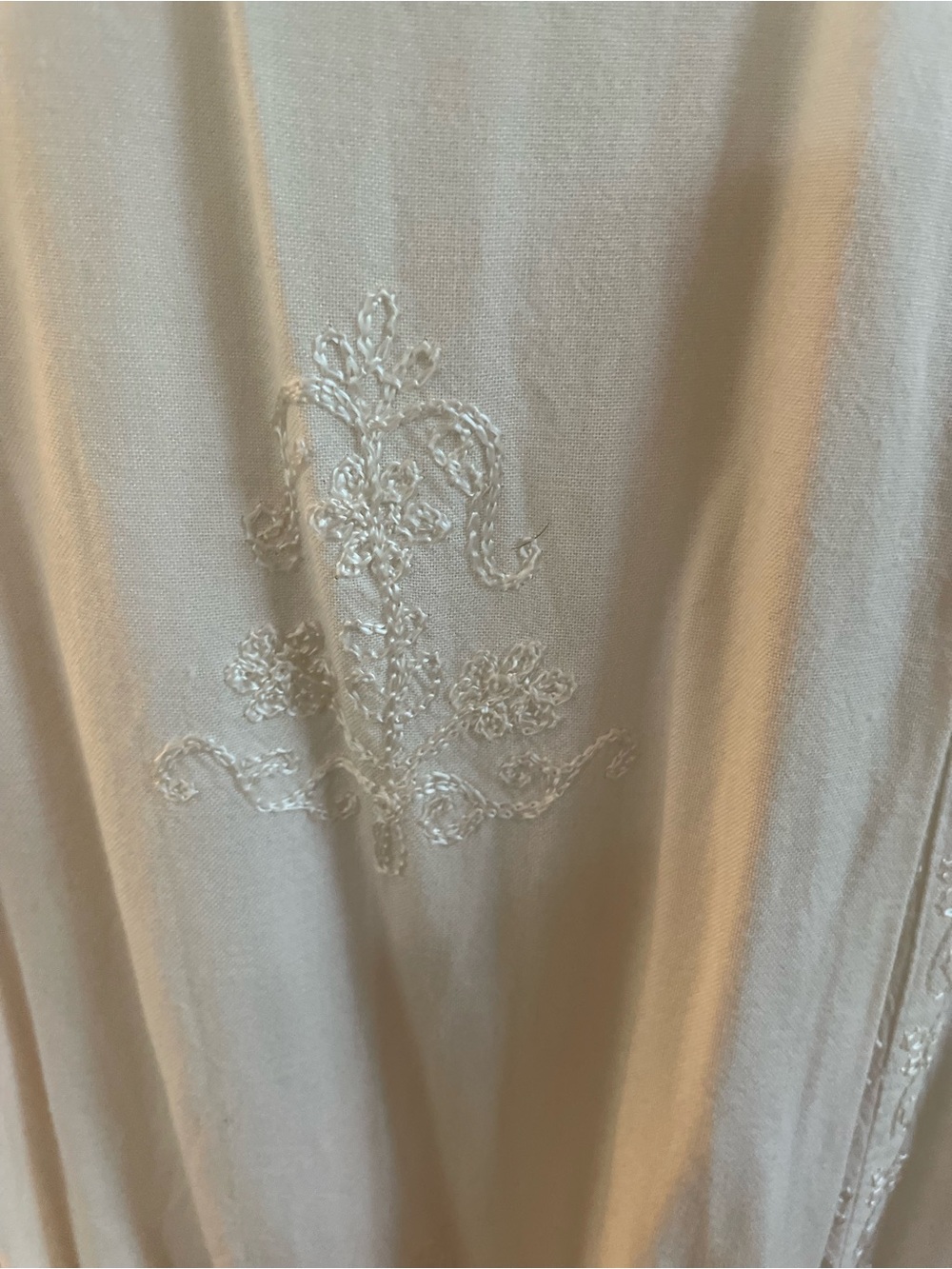 White Sleeveless Lace-Panel Boho Dress - Picture 4 of 5
